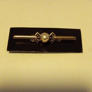 Bar Pin